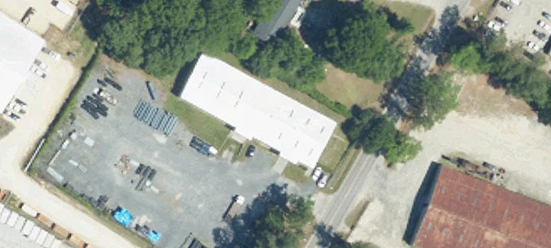 Ladson Warehouse with Large Yard