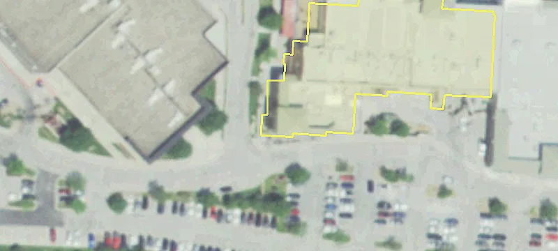 Retail Space in Village Pointe
