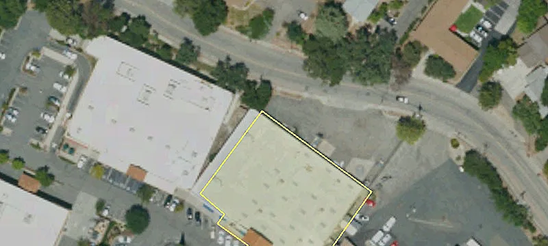Retail Space in El Camino Real