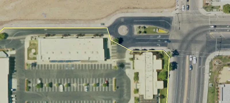 Retail Space in Palm Bluffs