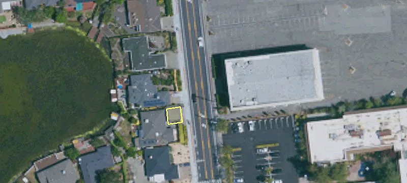 Highway 101 Parking Lot