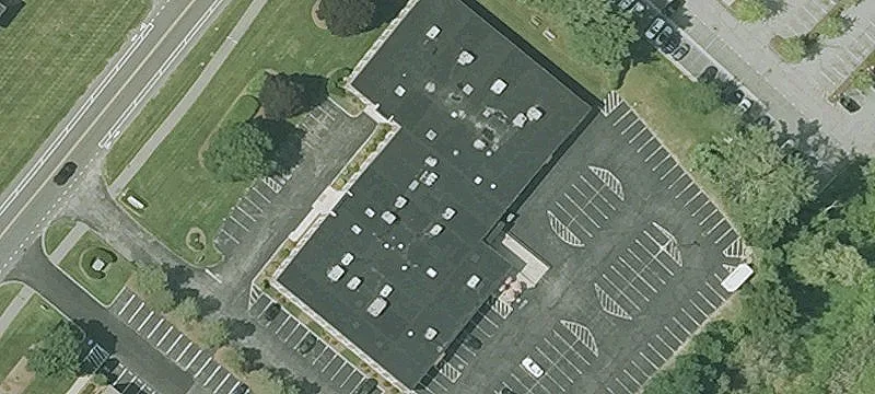 Lexington Office/R&D Space Available