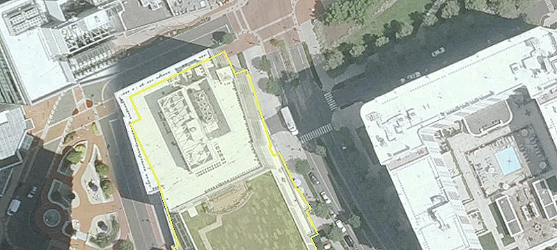 Retail Space in Harbor Point