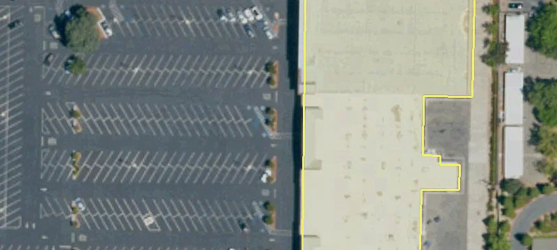 Retail Space on Manzanita Avenue