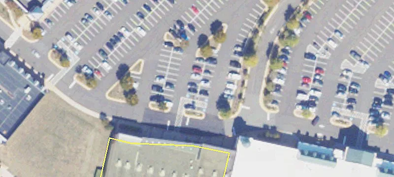 Retail Space in Bristow Center