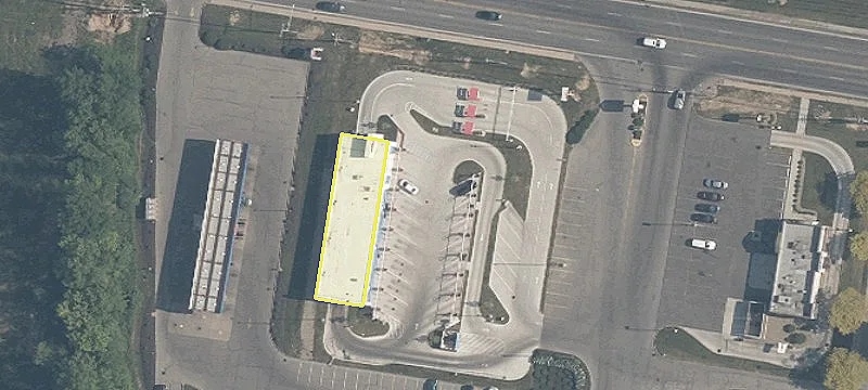 Retail Space in Madison, OH