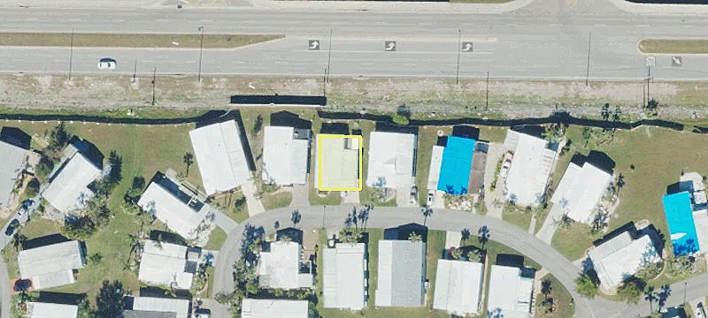 Retail Space in High-Traffic Area
