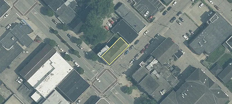 Retail Space in Batavia, OH