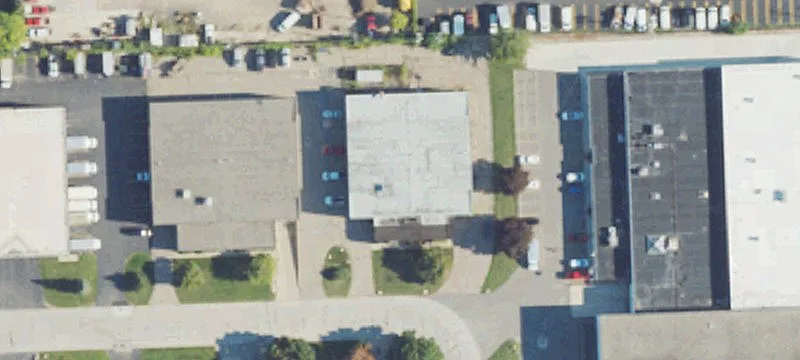 Industrial Building with Large Storage