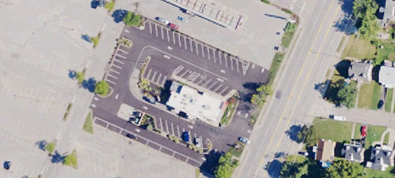 Retail Space in Latonia Centre