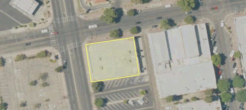Retail Space in Heritage Place