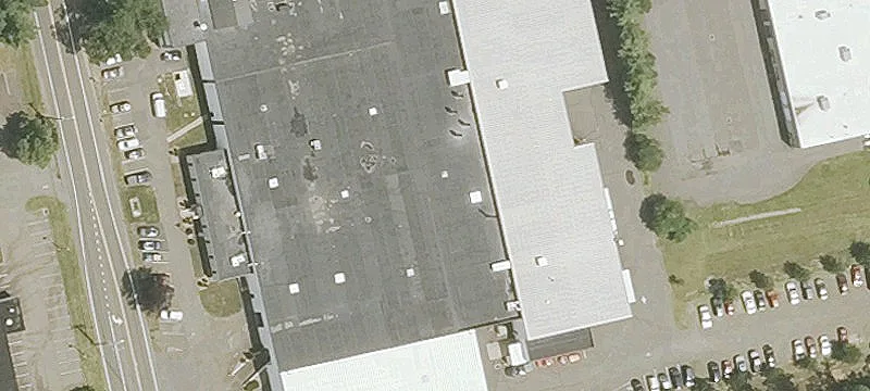 Industrial Building on 6.3 Acres
