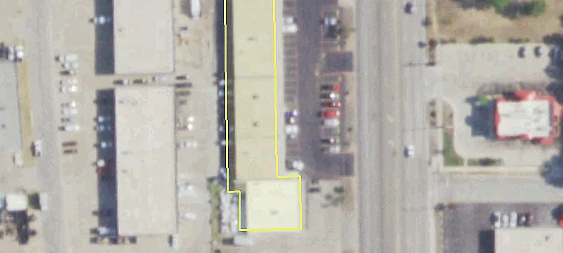 Retail Space on Davis Blvd