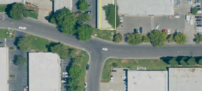 Warehouse Space with Corner Visibility