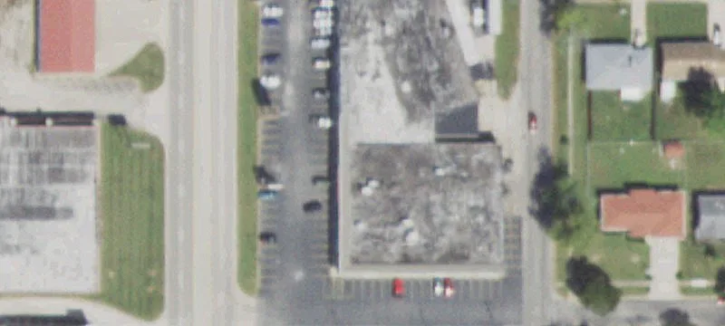Retail Space Near Lake Land