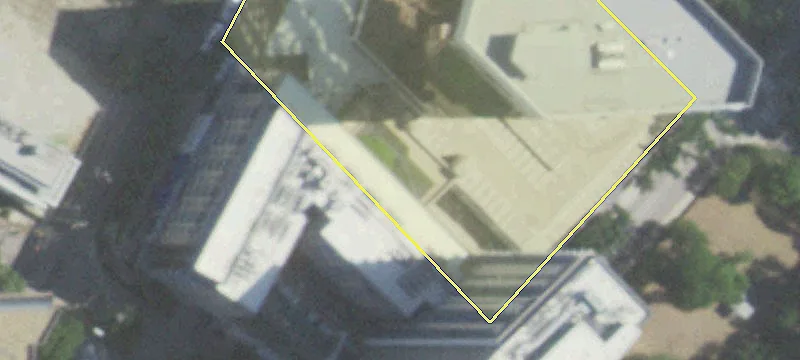 Retail Space in Luxury Tower