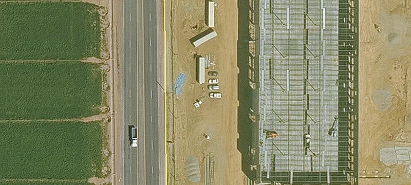 Mesa Warehouse with Freeway Access