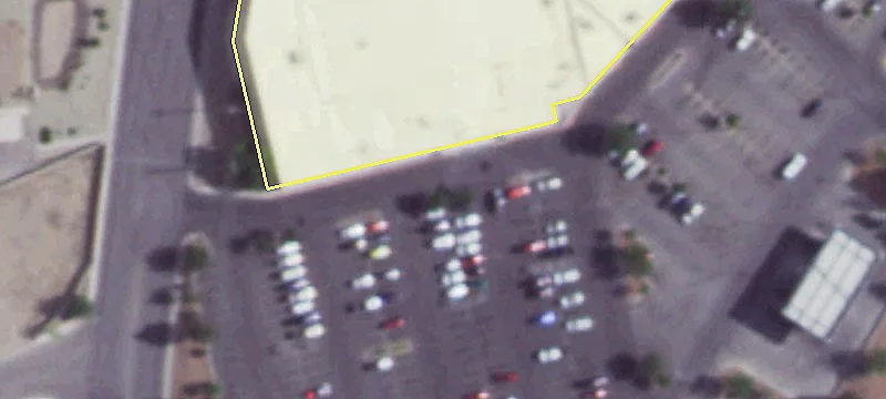 Retail Space with High Visibility