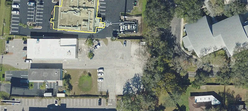 Retail Space in Carrollwood Plaza