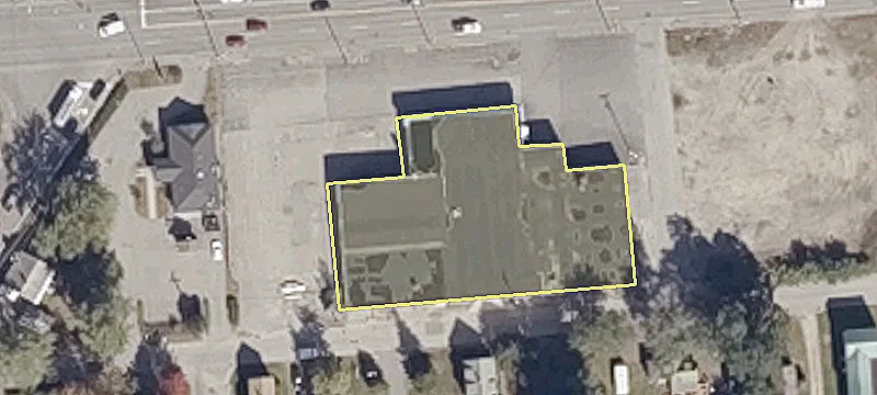 Former Car Dealership in Brunswick