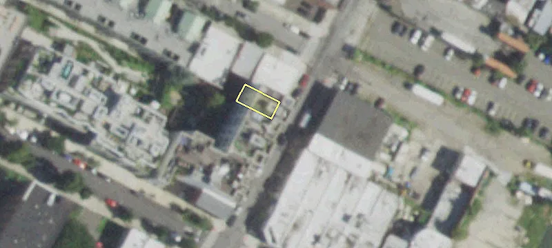 Luxury Building Retail Space Available