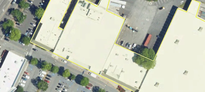 Charleston Retail Property For Rent