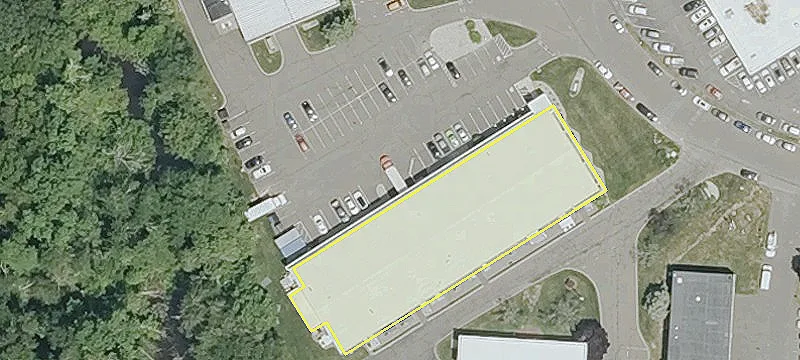 Flex/Industrial/Biotech Building For Lease