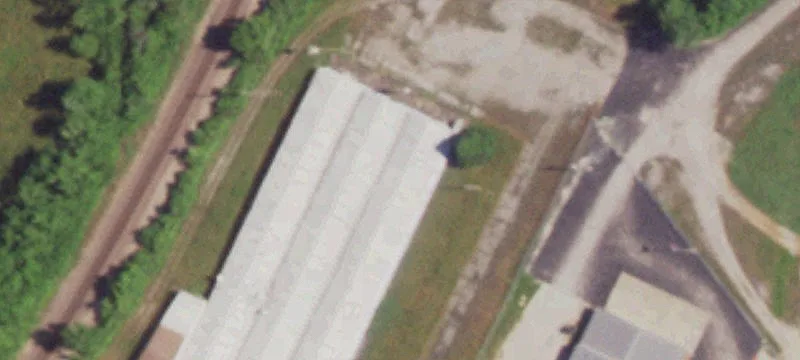 Warehouse with Outside Storage