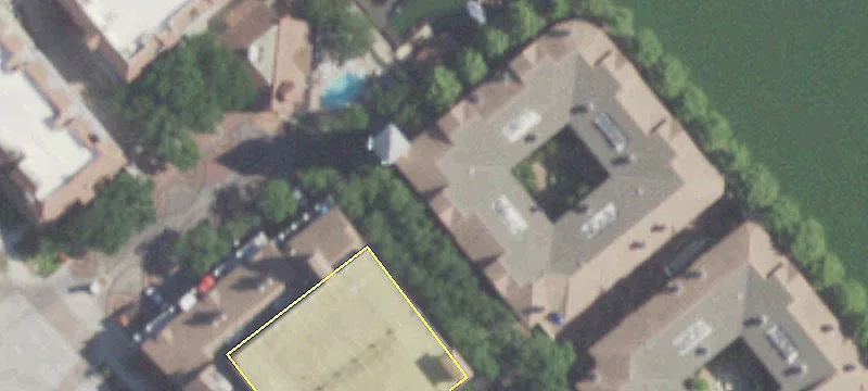 Mixed-Use Property in Las Colinas
