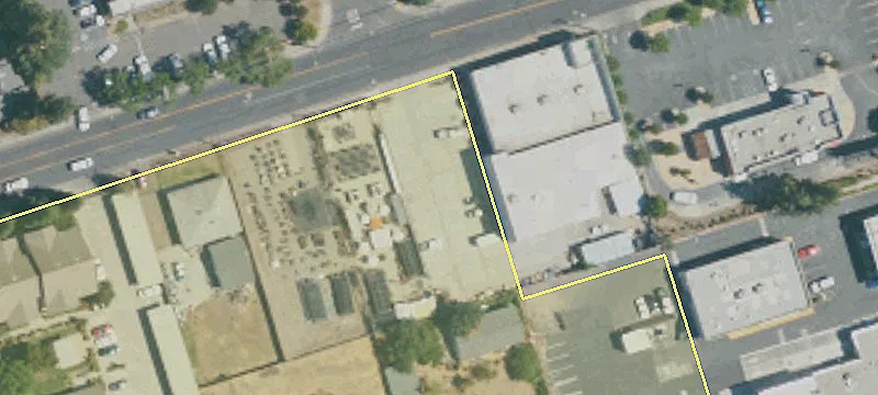 Adaptable Commercial Building For Sale