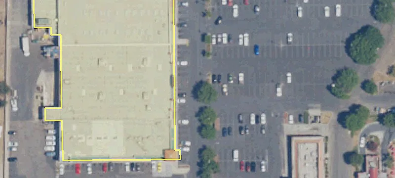 Retail Space in Porterville Center