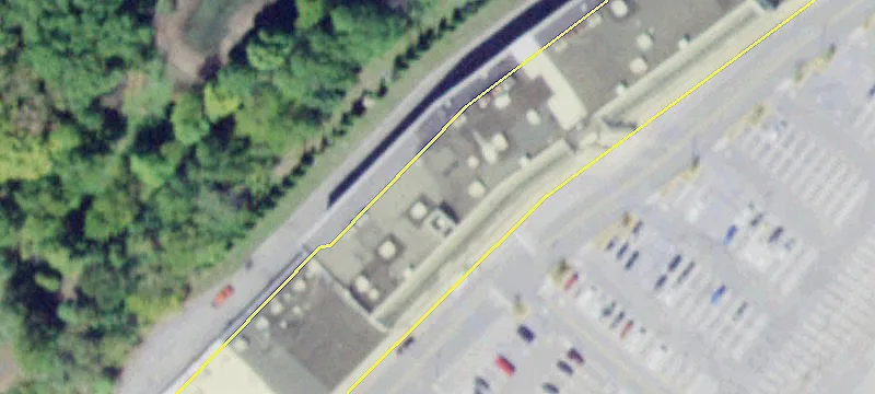 196,818 SF Shopping Center