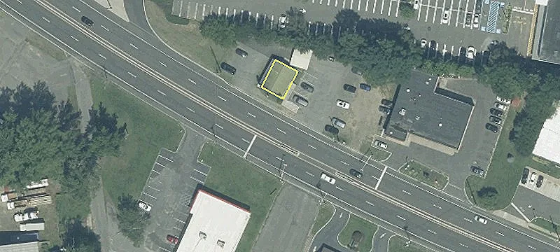 Retail Space in High-Traffic Center