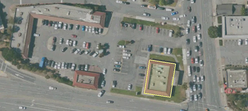 Retail Space in Salinas Plaza
