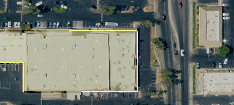 Retail Space Near Major Retailers