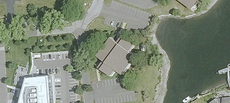 Waterfront Office Space with Gym
