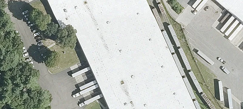 High Bay Warehouse with Rail