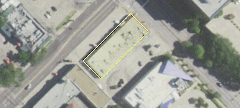 Prime Retail Space Sublease