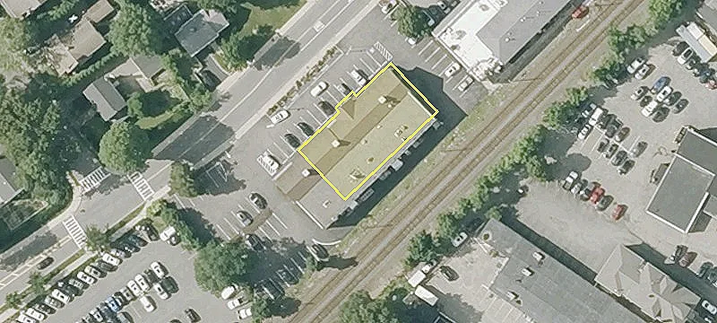 Retail Space in Wellesley, MA