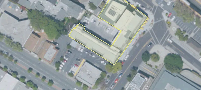 Mixed-Use Building in Menlo Park