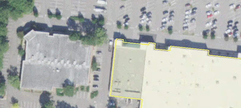 Retail Space in Germantown