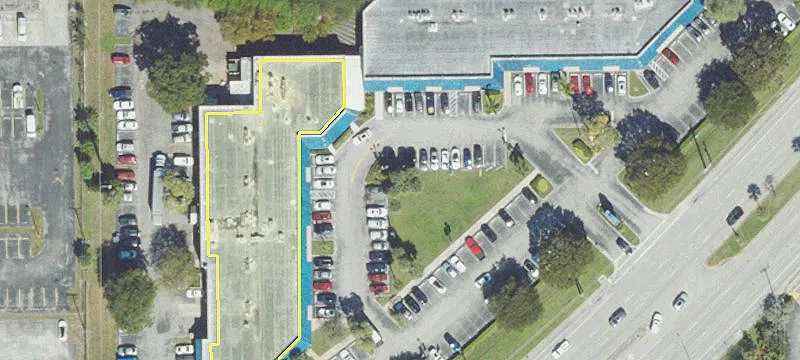 High Visibility Retail/Restaurant Space