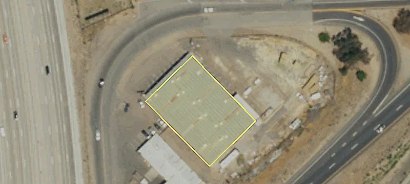 Bakersfield Warehouse with Freeway Exposure