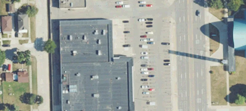 Retail Space in Center Line