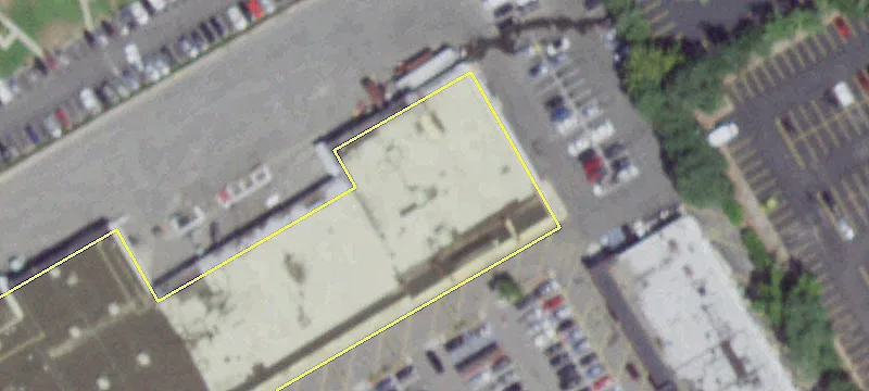 Retail Space in Riverhead Hub