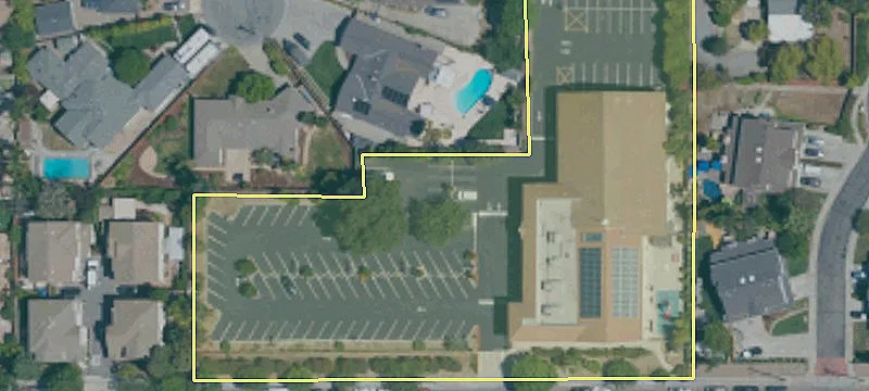Retail Space in Grocery-Anchored Center