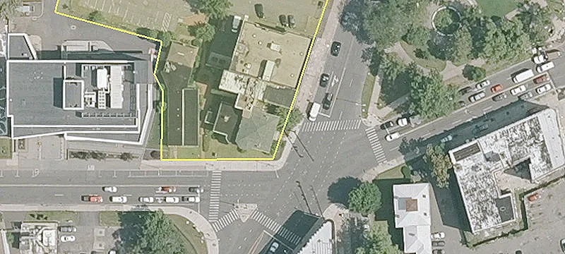 Retail Space in High-Traffic Area