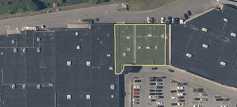 Retail Space in Beachwood Center