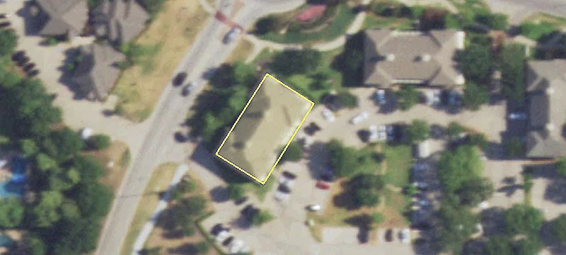 Multi-Tenant Investment Property For Sale