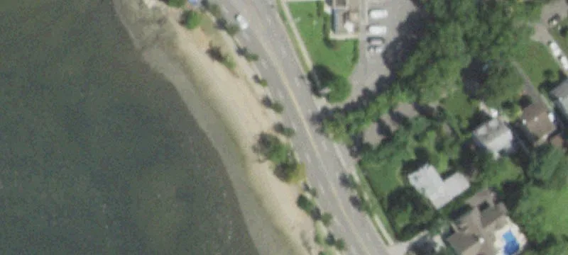Retail Space at Signalized Intersection